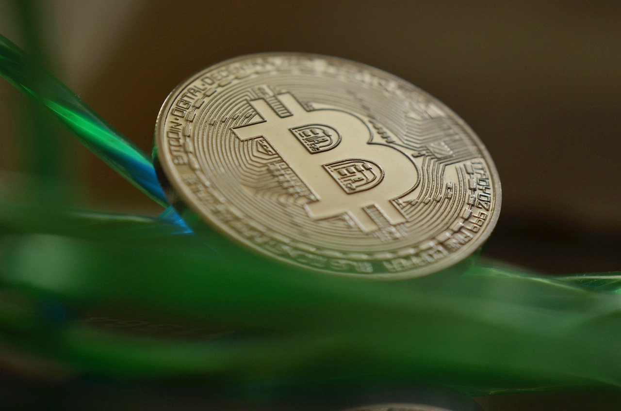Bitcoin Dips Again After a Few Days of Recording Gains