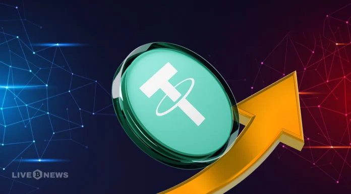 Coinbase CEO Pushes for Interest-Bearing Stablecoins in U.S.