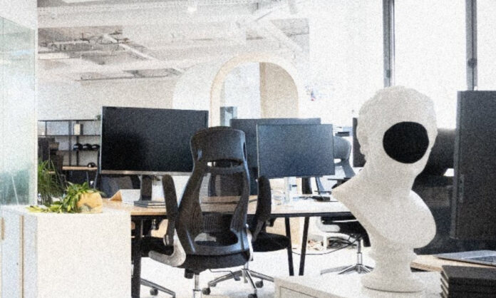 Untitled_design_1762279646T45NUftfSf