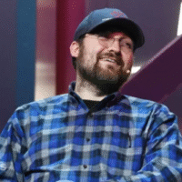 Hoskinson Criticizes Ethereum Foundation Mandate as ADA ETH Debate Heats Up